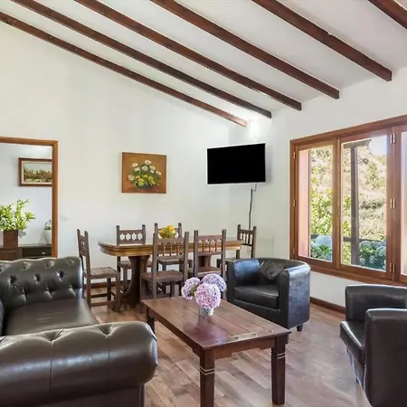 Finca Rural La Yedra 펜션